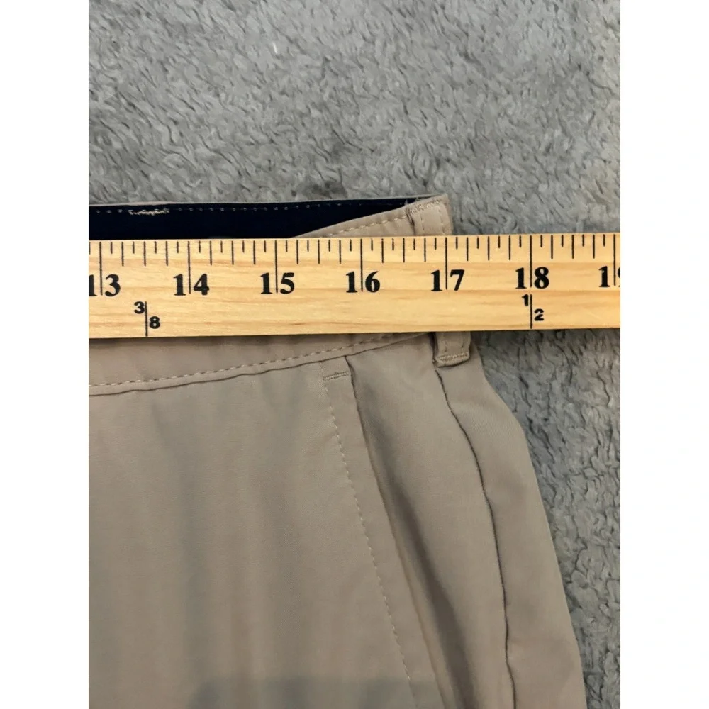 Izod Golf Pants Mens 34x32 Beige Relaxed Fit Stretch Waist Flat Front Khakis